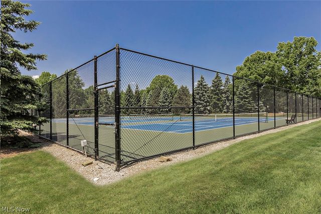 26101 Village Lane 107, Beachwood, OH 44122
