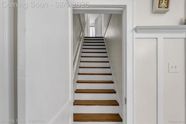 21700 Morley Avenue, Dearborn, MI 48124