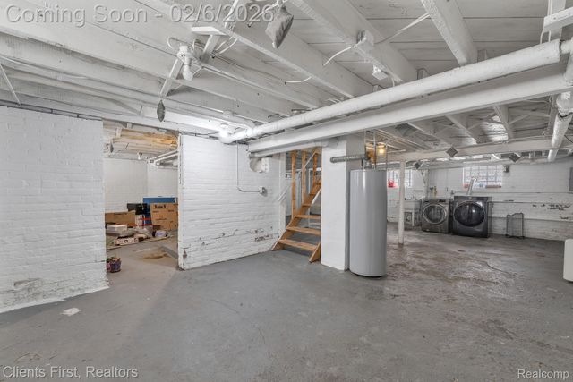 21700 Morley Avenue, Dearborn, MI 48124