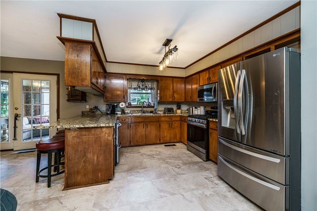 800 College Avenue, Berryville, AR 72616