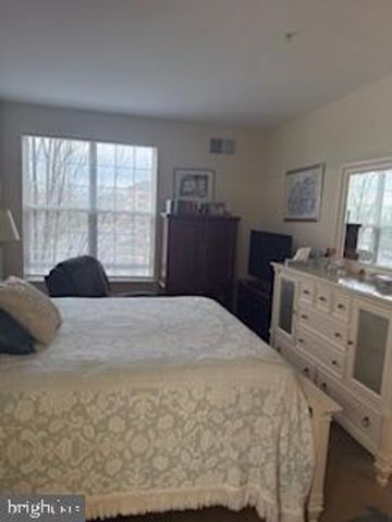 1324 SIERRA DRIVE, Hamilton, NJ 08619