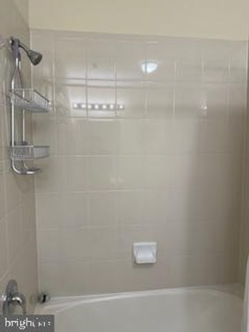 1324 SIERRA DRIVE, Hamilton, NJ 08619