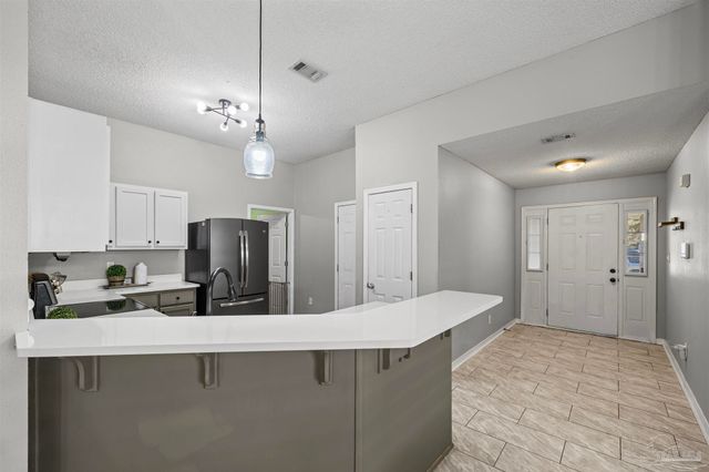 10408 Millbrook Dr, Pensacola, FL 32534