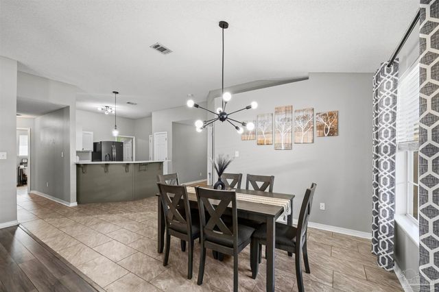 10408 Millbrook Dr, Pensacola, FL 32534