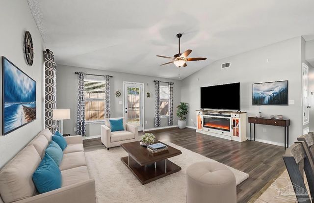 10408 Millbrook Dr, Pensacola, FL 32534