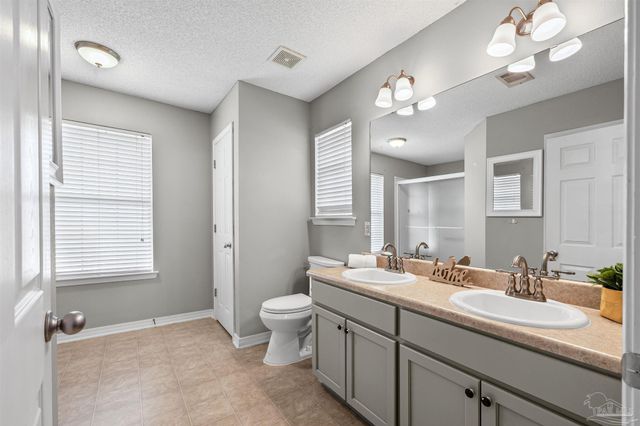 10408 Millbrook Dr, Pensacola, FL 32534