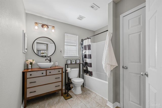 10408 Millbrook Dr, Pensacola, FL 32534