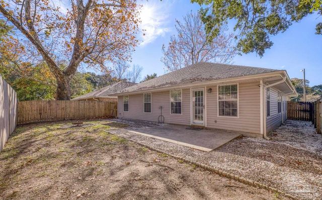 10408 Millbrook Dr, Pensacola, FL 32534