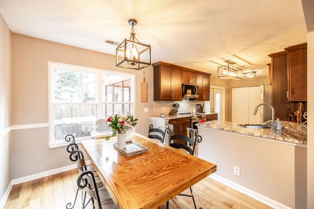 2709 Spring Farm Ct, Hermitage, TN 37076