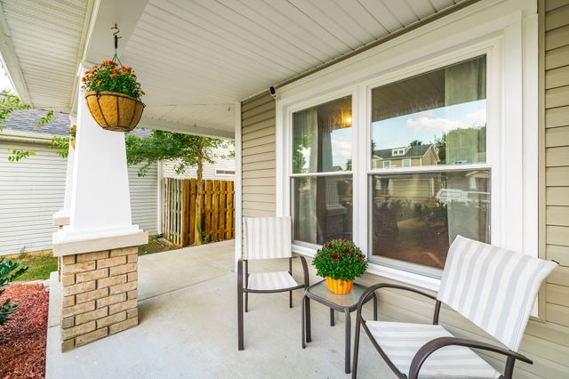 2709 Spring Farm Ct, Hermitage, TN 37076