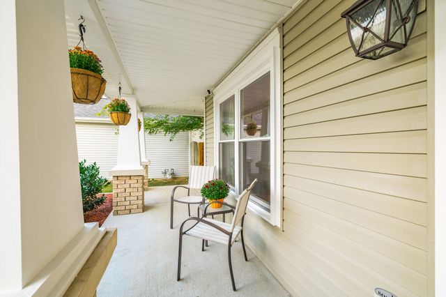 2709 Spring Farm Ct, Hermitage, TN 37076