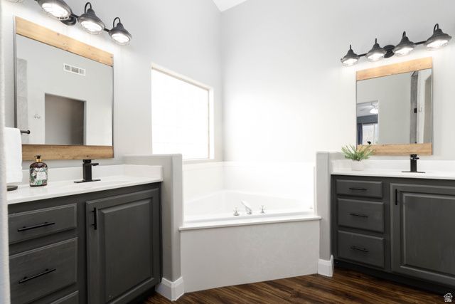 584 E MEADOW LN, Washington, UT 84780