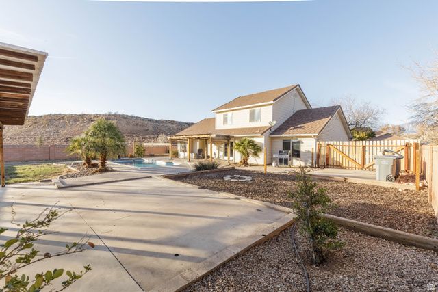 584 E MEADOW LN, Washington, UT 84780