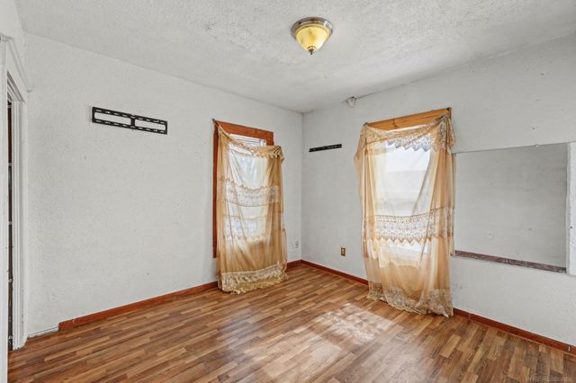 20 Park Place, Pontiac, MI 48342