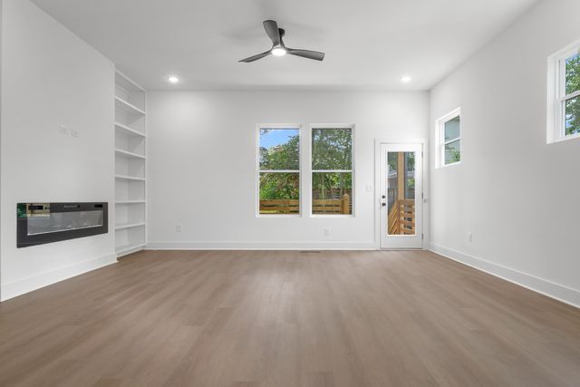 196B Queen Ave, Nashville, TN 37207