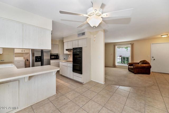 10303 W PRAIRIE HILLS Circle, Sun City, AZ 85351