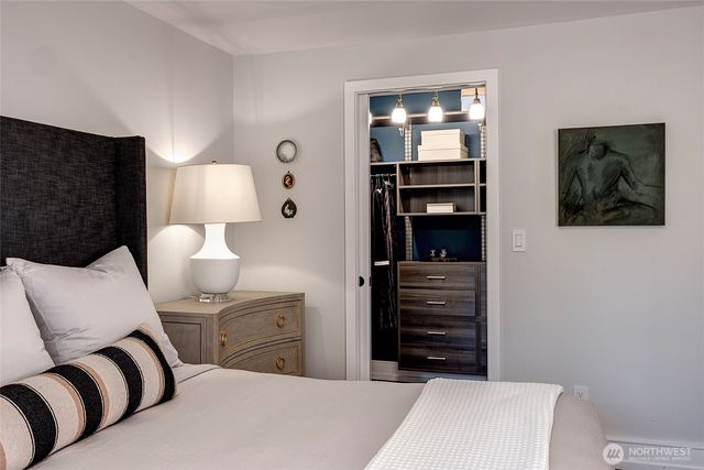 5205 W Mercer Place, Mercer Island, WA 98040