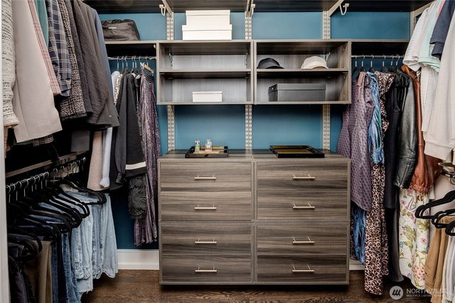 5205 W Mercer Place, Mercer Island, WA 98040