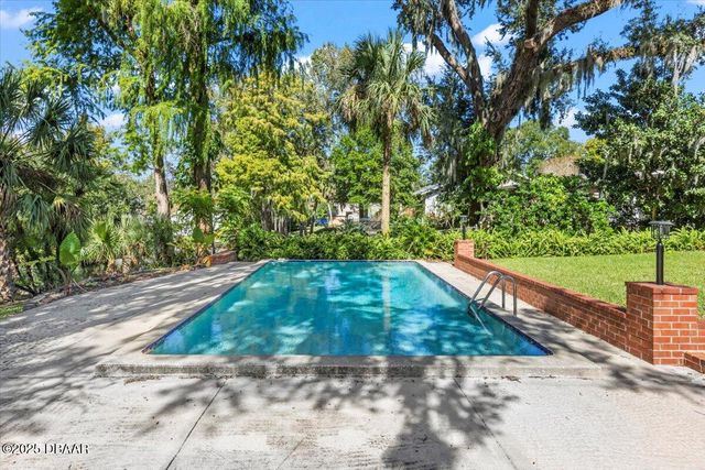 225 Pawnee Drive, Ormond Beach, FL 32174