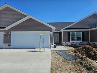 8138 Timber Lane NE 407, New Salisbury, IN 47161