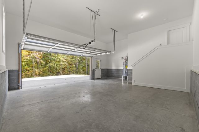 2969 Lights Chapel Rd, Greenbrier, TN 37073