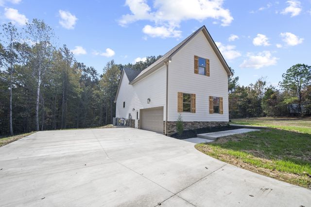 2969 Lights Chapel Rd, Greenbrier, TN 37073