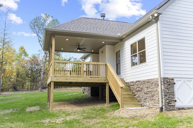 2969 Lights Chapel Rd, Greenbrier, TN 37073