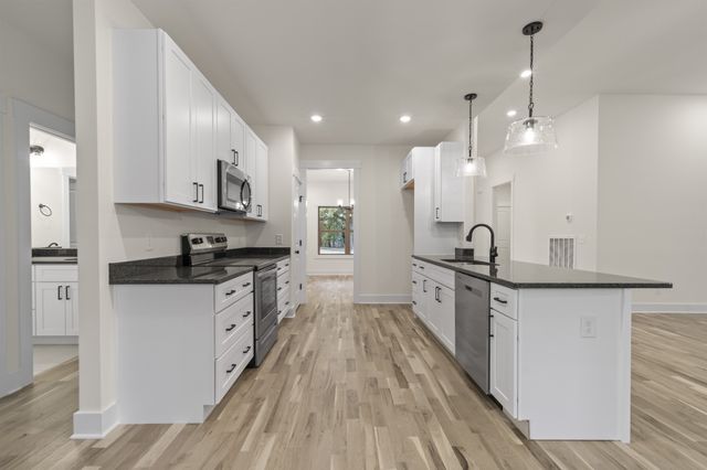 2969 Lights Chapel Rd, Greenbrier, TN 37073