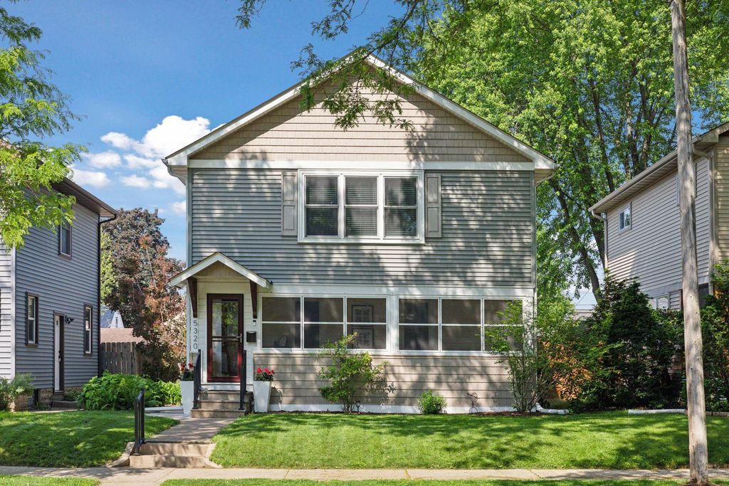5320 40th Avenue S, Minneapolis, MN 55417
