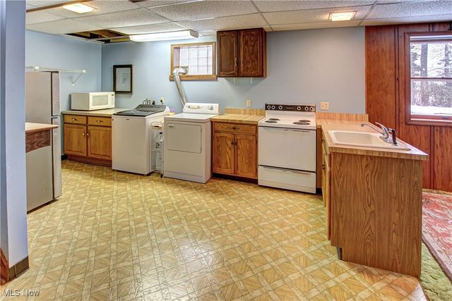 537 Park Ridge Drive, Munroe Falls, OH 44262