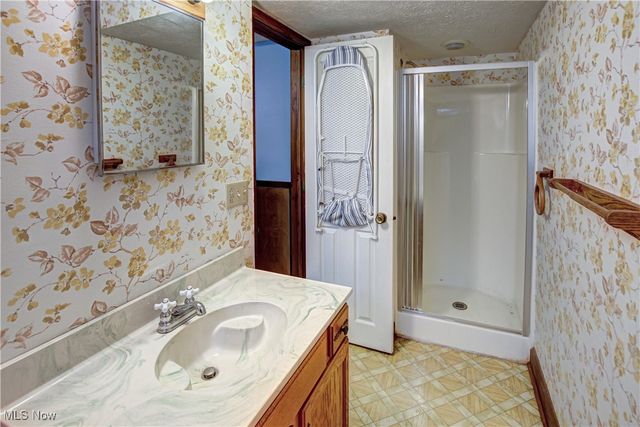 537 Park Ridge Drive, Munroe Falls, OH 44262