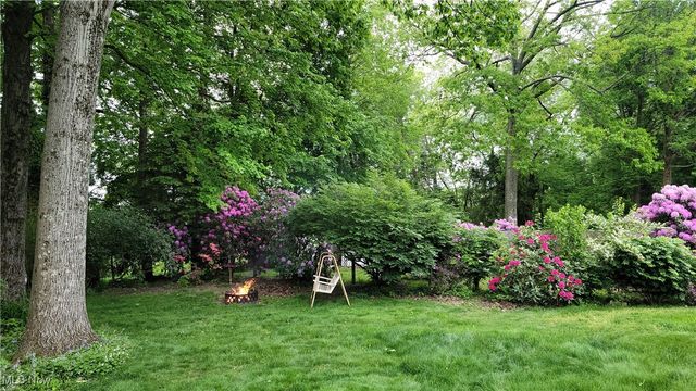 537 Park Ridge Drive, Munroe Falls, OH 44262