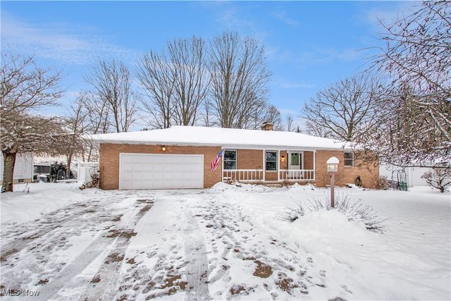 537 Park Ridge Drive, Munroe Falls, OH 44262