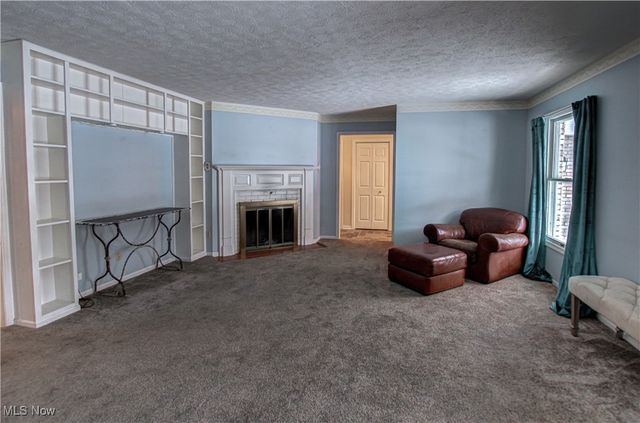 537 Park Ridge Drive, Munroe Falls, OH 44262