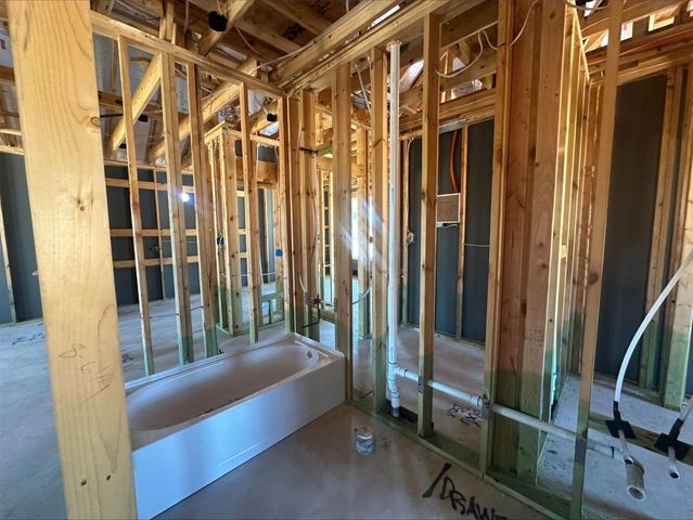 406 Rockbridge Drive, Huntsville, TX 77340