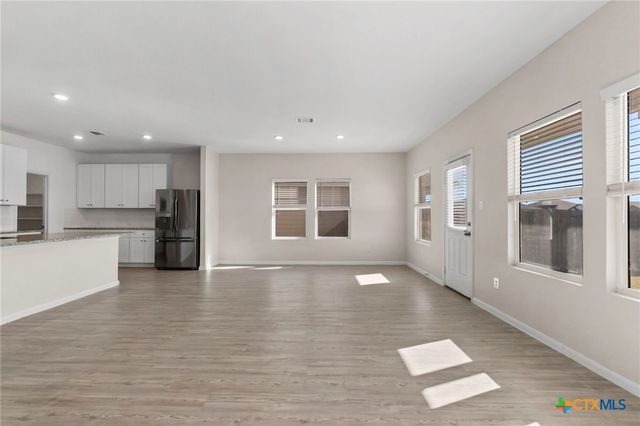 2741 Nueva Cordova, Seguin, TX 78155