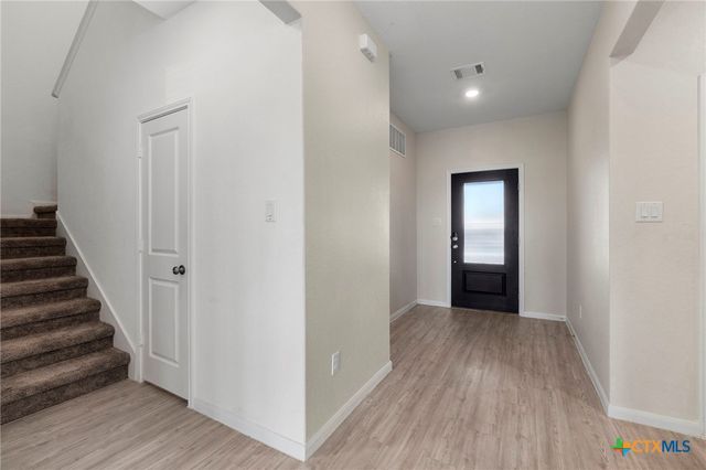 2741 Nueva Cordova, Seguin, TX 78155