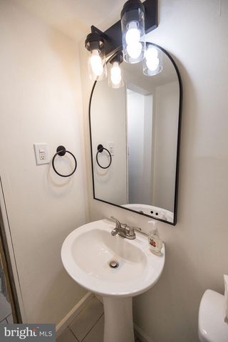 5 FORDS EDGE, Royersford, PA 19468