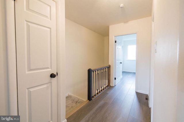 5 FORDS EDGE, Royersford, PA 19468