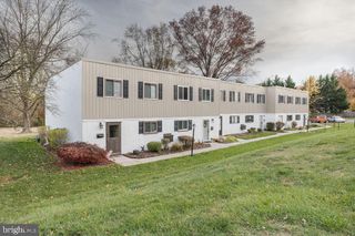 5 FORDS EDGE, Royersford, PA 19468