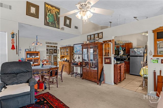 624 Honey Ridge Lane, Hinesville, GA 31313