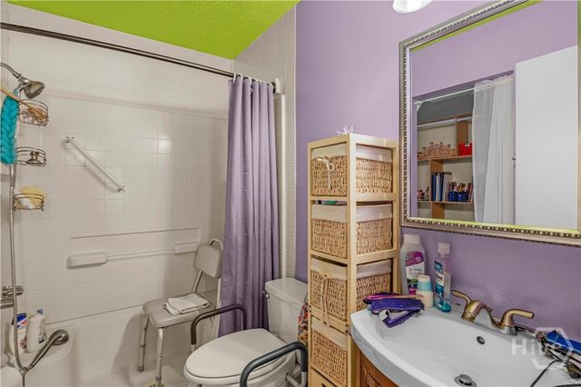 624 Honey Ridge Lane, Hinesville, GA 31313