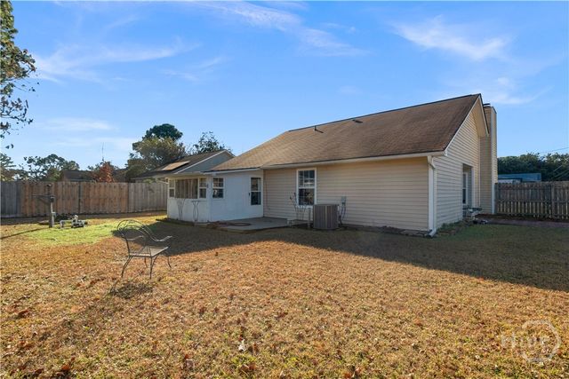 624 Honey Ridge Lane, Hinesville, GA 31313