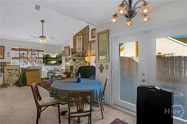 624 Honey Ridge Lane, Hinesville, GA 31313