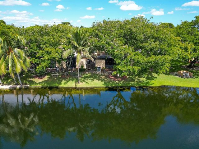 1424 NW 97th Terrace 280, Hollywood, FL 33024