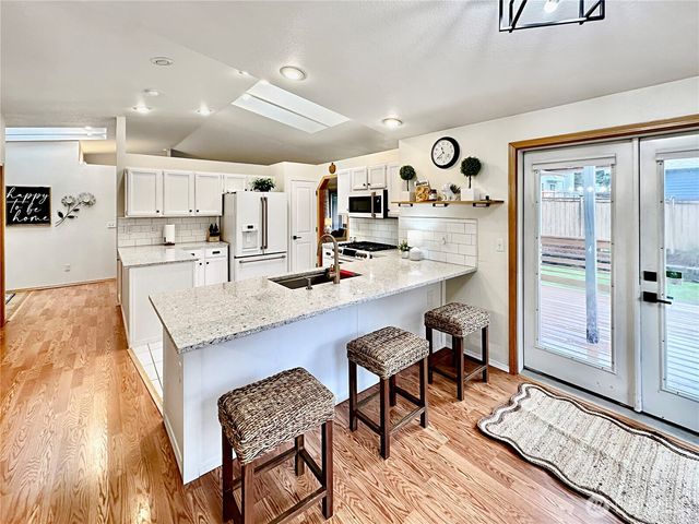 2408 Woodfield Loop SE, Olympia, WA 98501