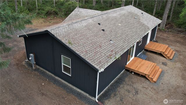 80 NE Madrona Court, Tahuya, WA 98588