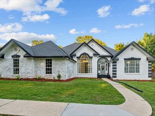 46 Serene Hill, Hattiesburg, MS 39402