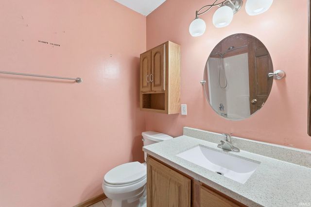 8228 Victoria Woods Place, Fort Wayne, IN 46825