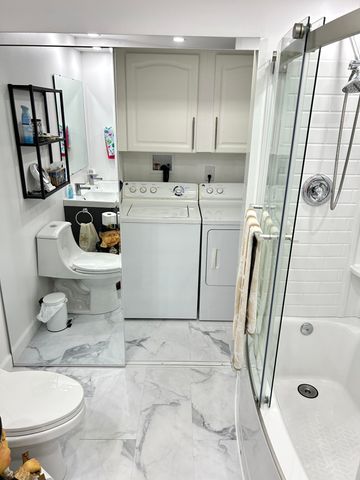 111 Alamanda Lane, Deerfield Beach, FL 33442